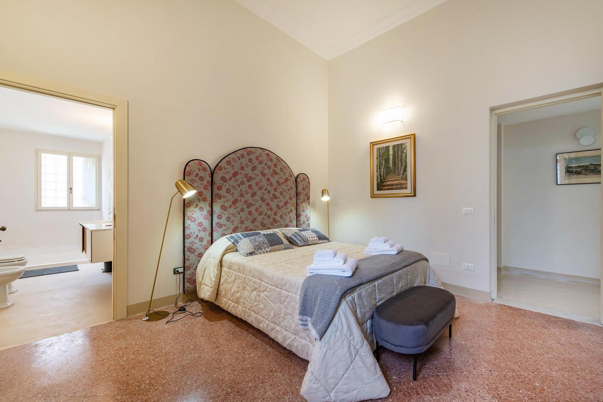 Villa Vallone Apartments 加拉蒂纳 外观 照片
